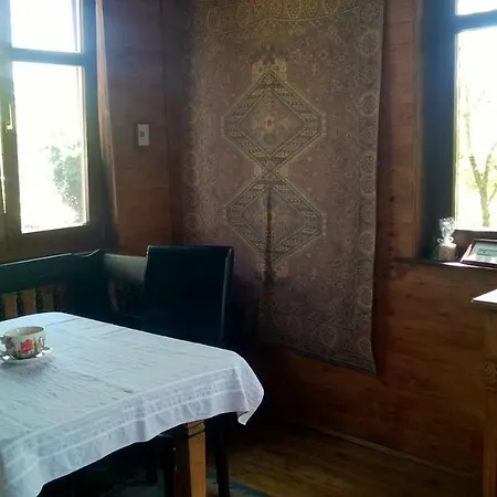 Haz A Kishegyen Holiday home Felsoors